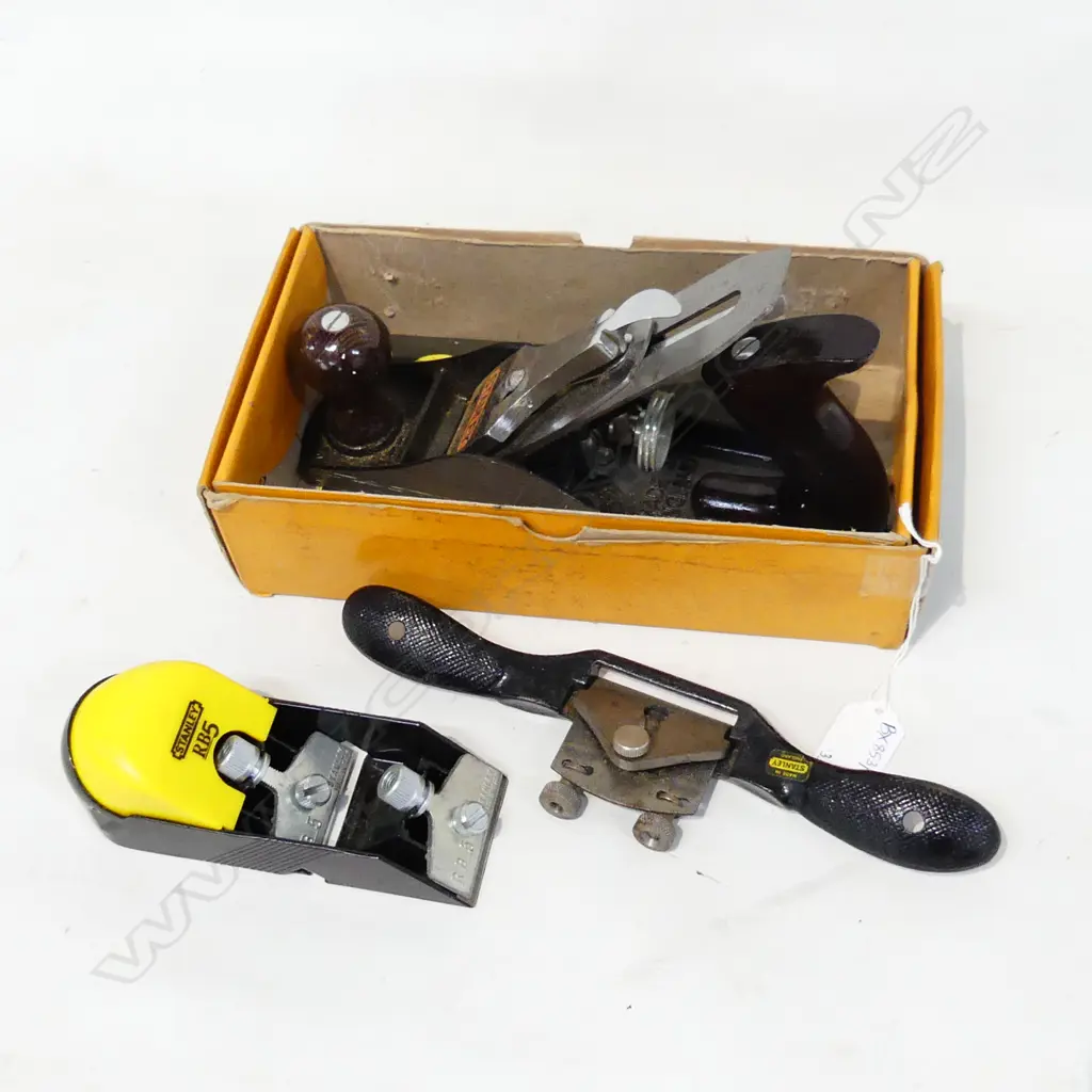 3 PLANES; STANLEY NO.4 (BOXED), RB5, SPOKESHAVE Image 1++