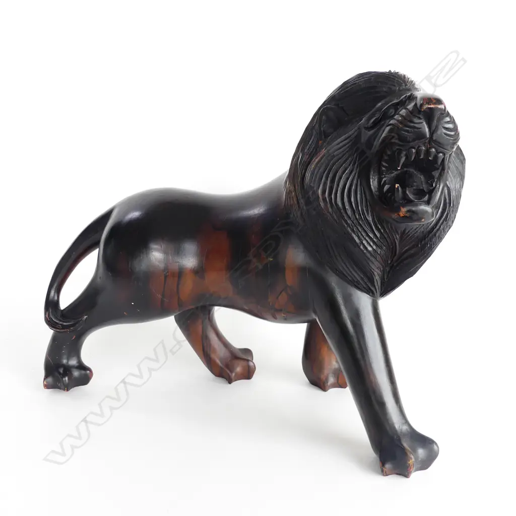 LARGE & HEAVY CARVED EBONY LION H.375mm L.470mm Image 1++