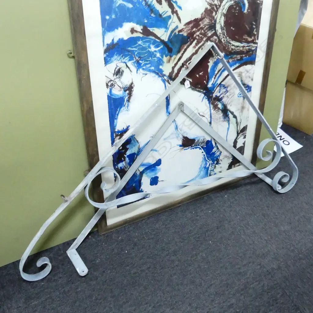 2 PART METAL SIGN HOLDER Image 1++