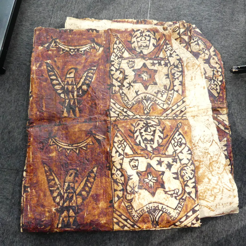LG TAPA CLOTH Image 1++