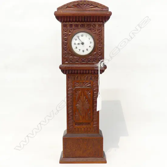 NZ COLONIAL CHIP ART CARVED SMALL LONGCASE CLOCK H.370mm 1 small pce of molding absent. Working 