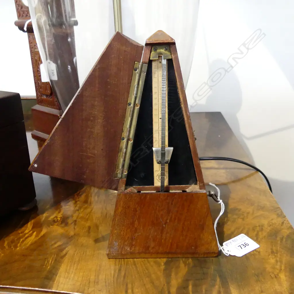 VINTAGE FRENCH METRONOME H.210mm Image 1++
