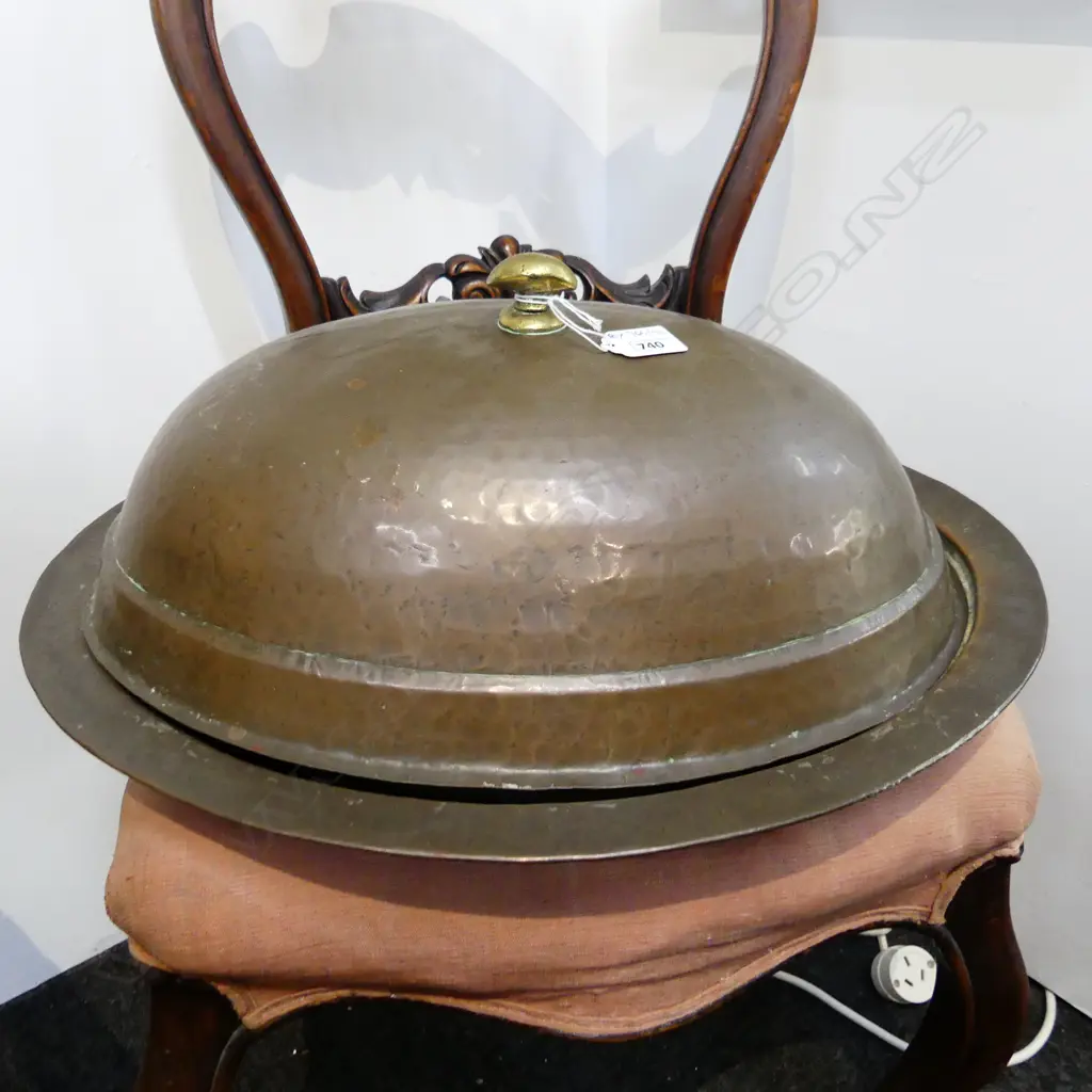 BEATEN COPPER MEAT DOME & OVAL DISH 400x490x200mm Image 1++