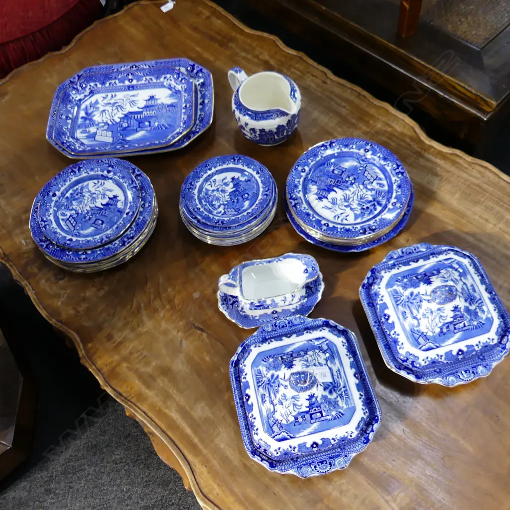 BURLEIGH WARE B/W WILLOW PAT. DINNER SERVICE GOLD TRIM... Image 1++