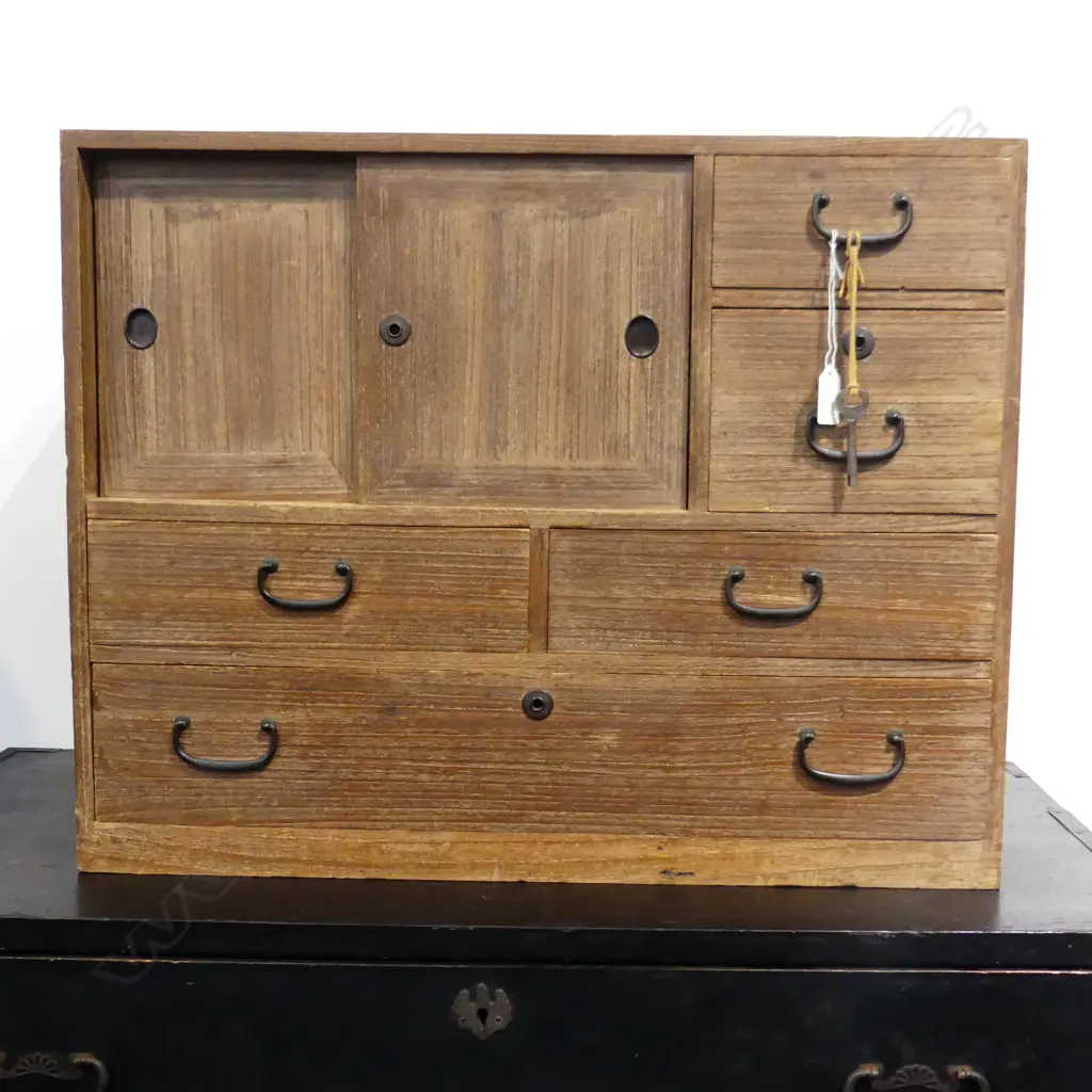 OLD JAPANESE COLLECTOR'S/BEDSIDE CABINET. FIVE DRAWER. 600X480mm Image 1++