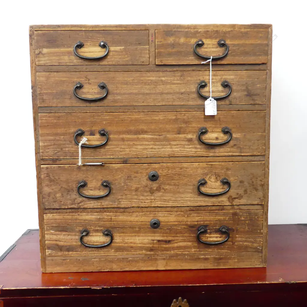 OLD JAPANESE COLLECTOR'S/BEDSIDE CABINET. SIX DRAWER 510X545mm Image 1++
