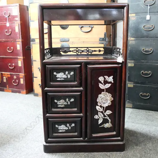 QUALITY ORIENTAL ROSEWOOD SIDE/DISPLAY CABINET MOP INLAYS. 440x800mm