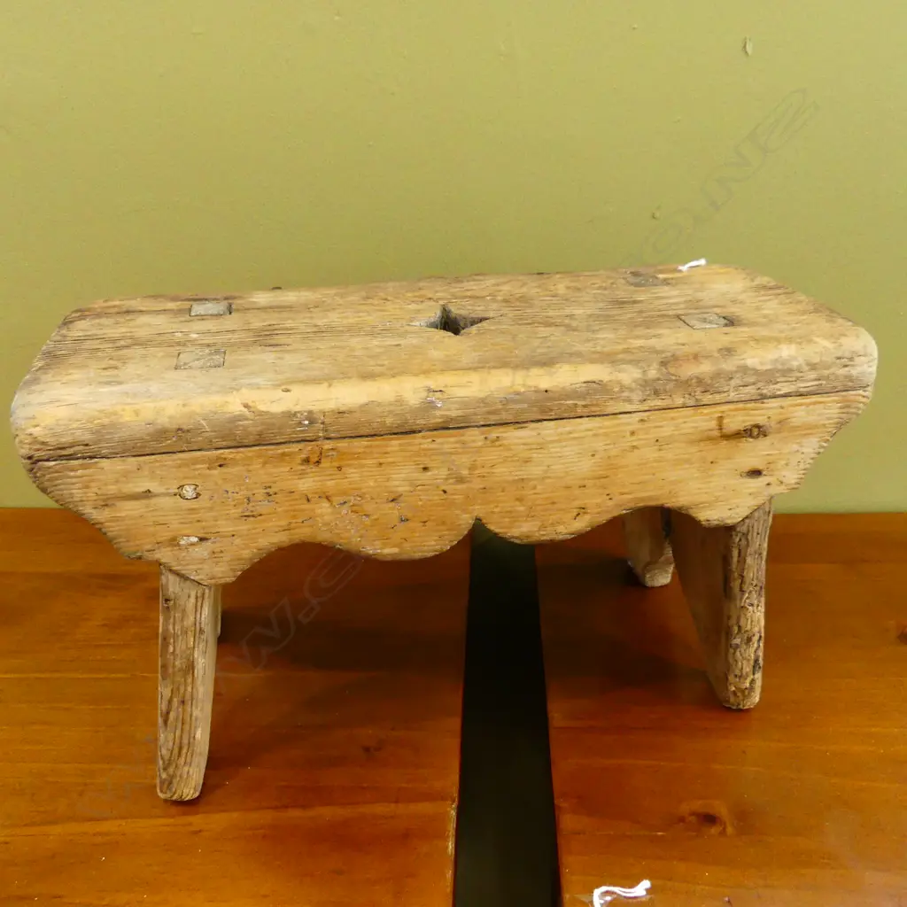 SMALL VINTAGE WOODEN STOOL W.380mm Image 1++