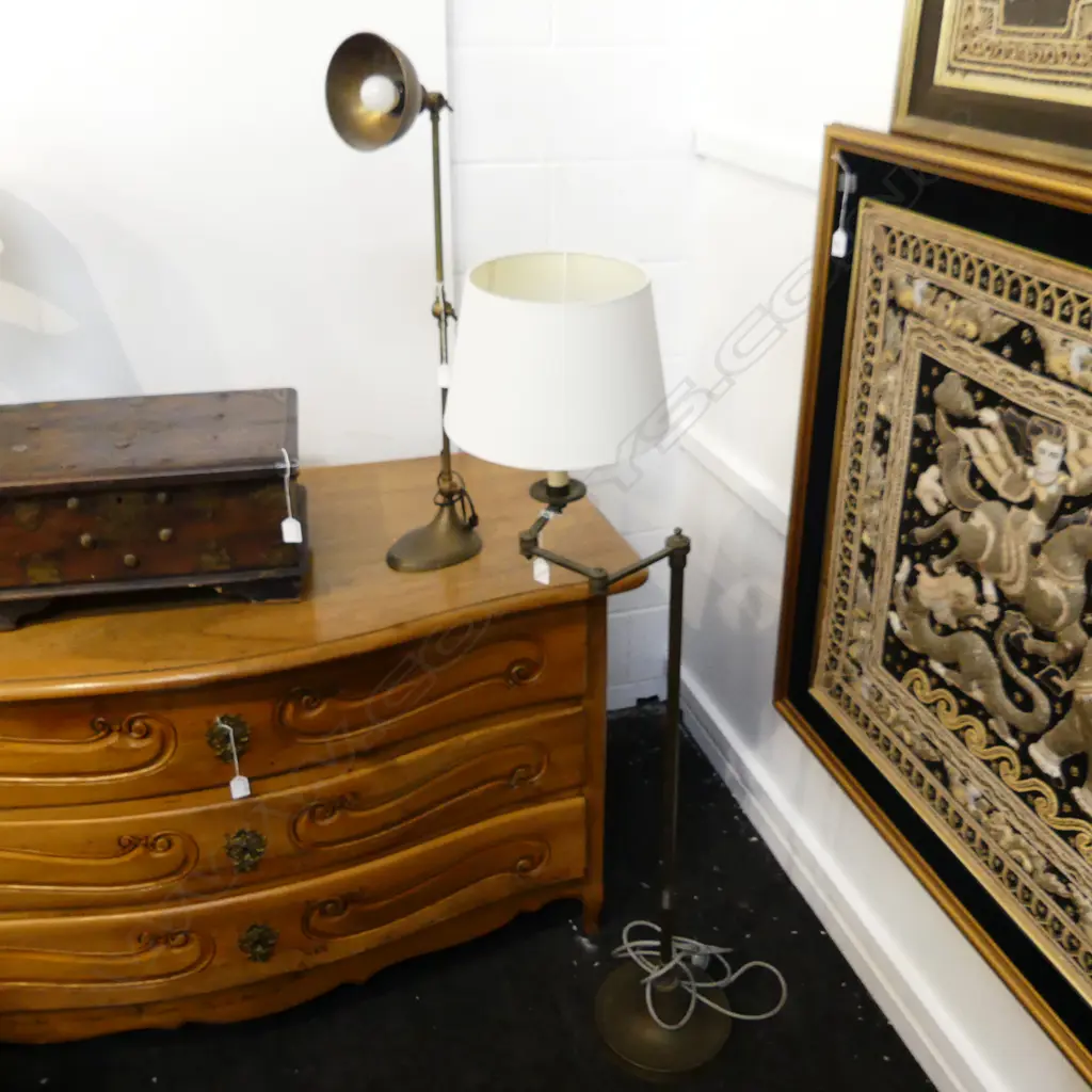 2 BRASS STANDARD LAMPS WITH EXTENDING ARMS. H. 1410 &1310mm Image 1++