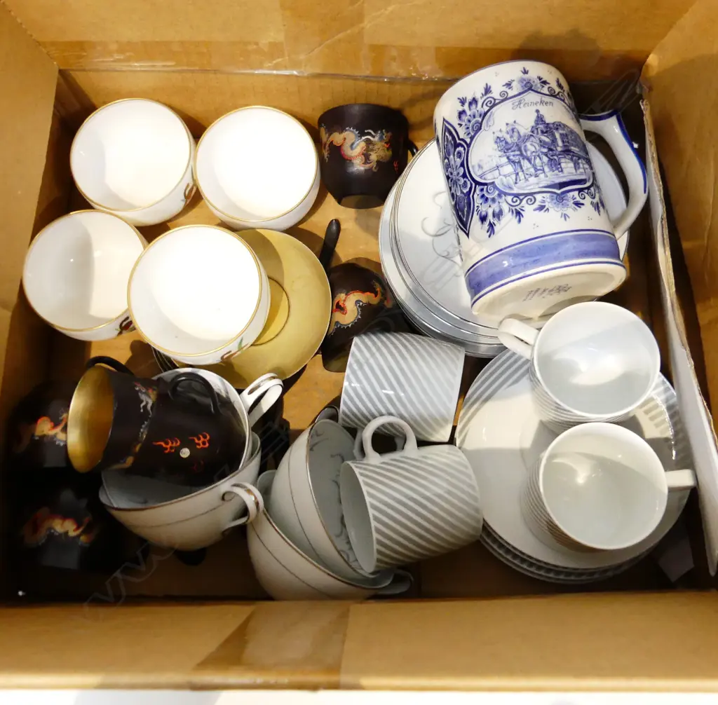 BOX LOT ASST. CHINA Image 1++