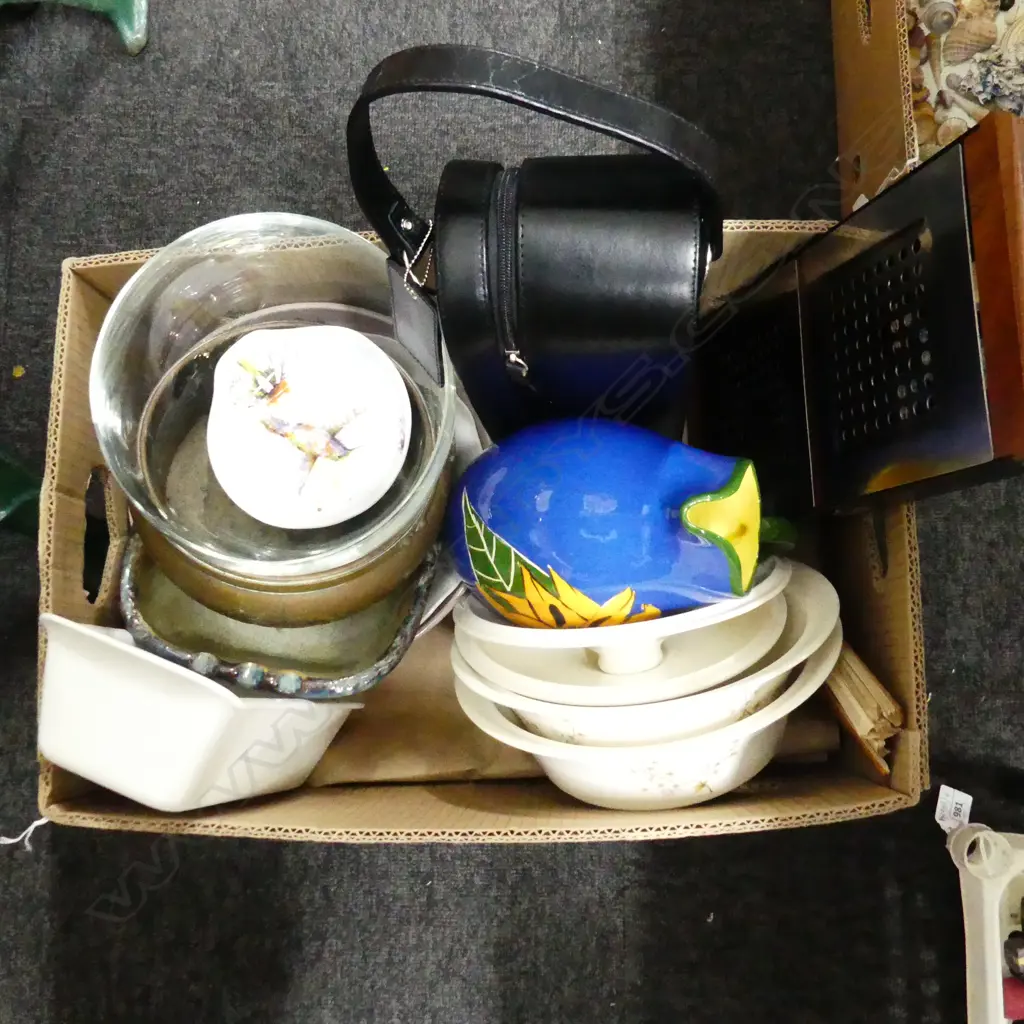 BOX LOT ASST. CHINA ETC Image 1++