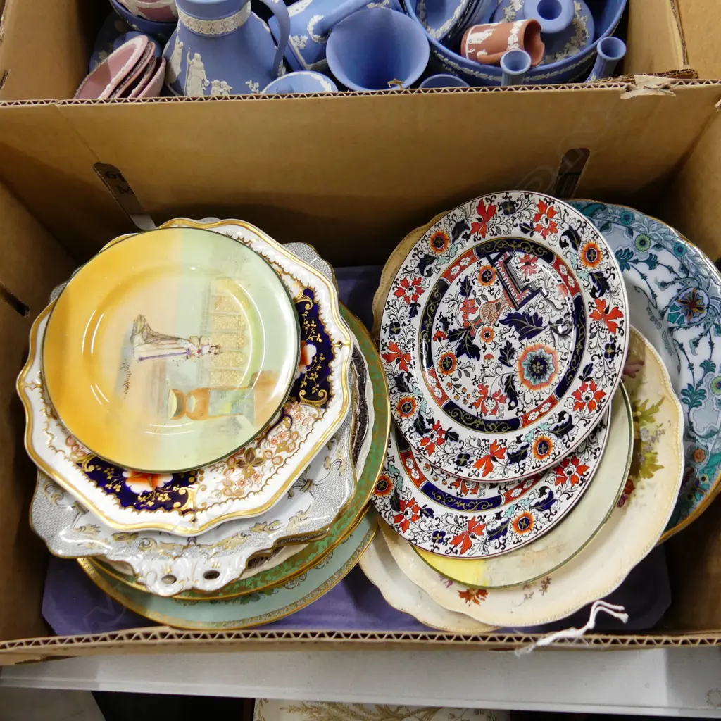 BOX LOT OF 25 CABINET. PLATES AND BOWLS. INCLUDES DOULTON AYNSLEY ETC. Image 1++