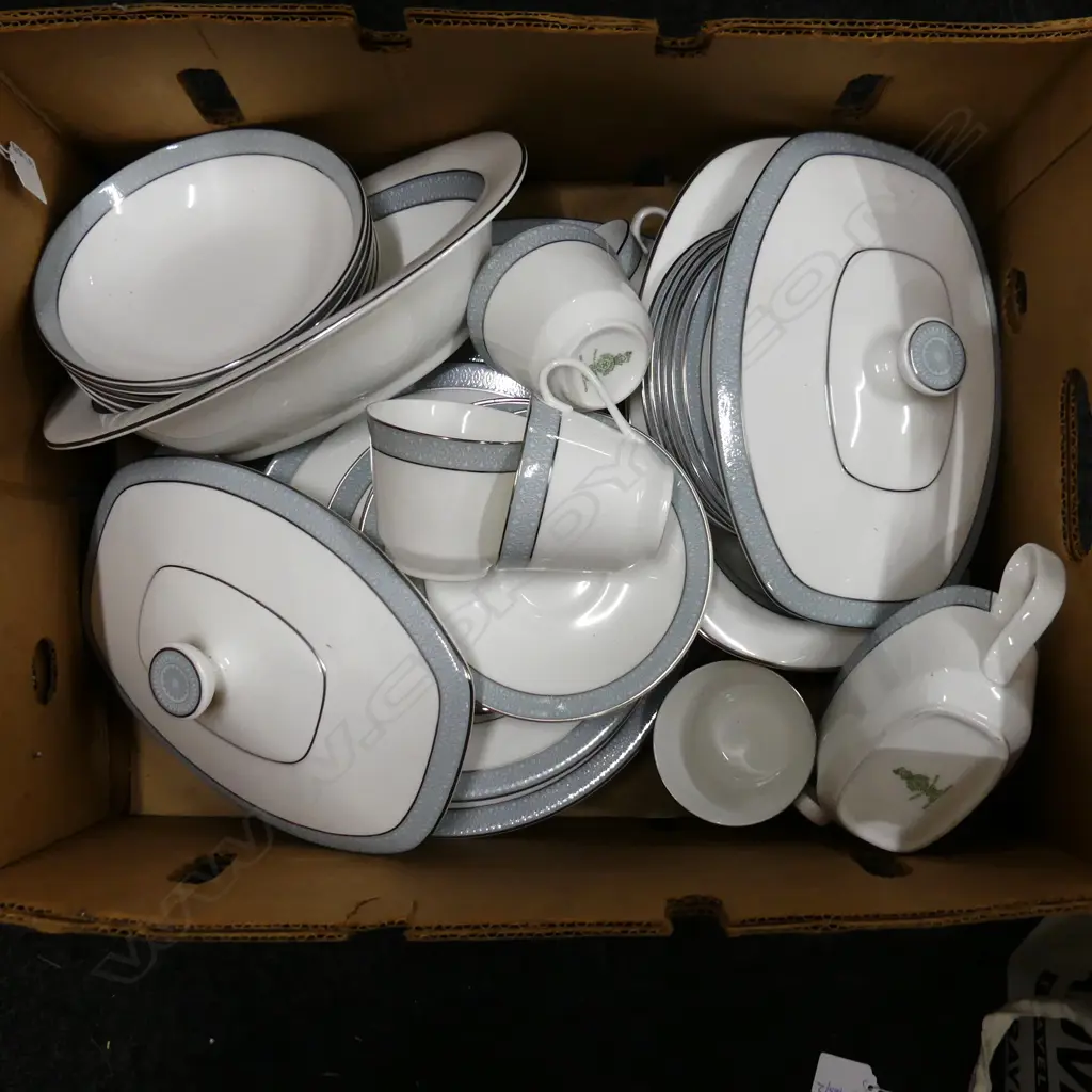 PART RD DINNER SERVICE ETUDE PAT Image 1++