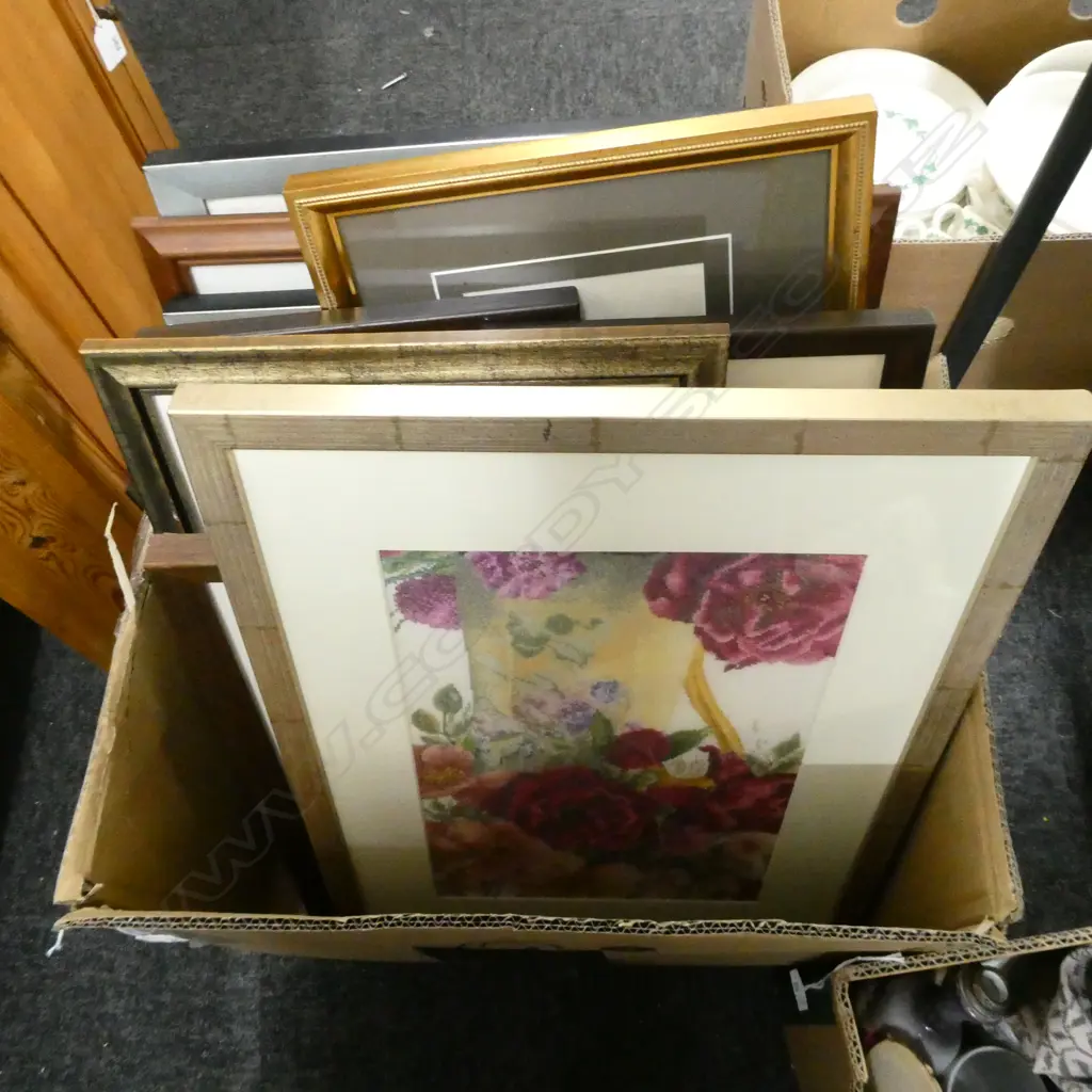 BOX LOT ASST. FRAMED EMBROIDERED ARTWORKS Image 1++