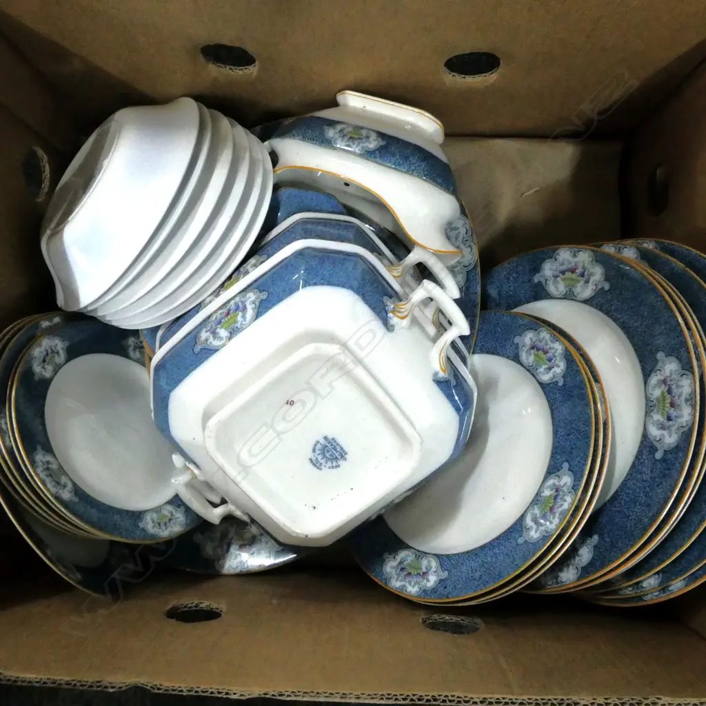 PART MEAKIN DINNER SERVICE FLOW BLUE Image 1++