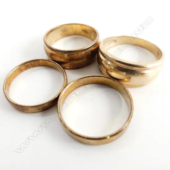 4 9CT GOLD RINGS 7.9 GRMS