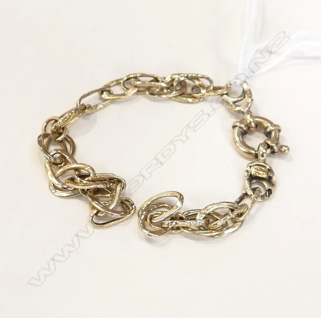 9ct GOLD BRACELET faulted 4.94gms Image 1++