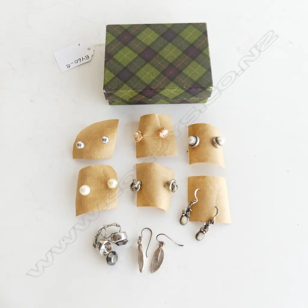 ASST. STUD EARRINGS - SILVER/GOLD PLATE/PEARLS/CAMEOS ETC Image 1++