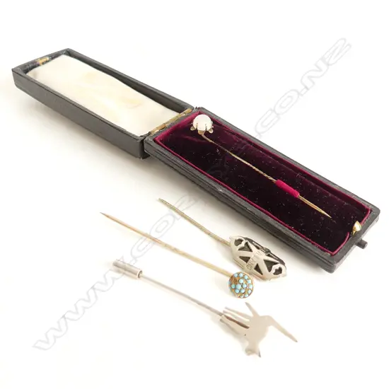 4 STICK PINS (1 BOXED)