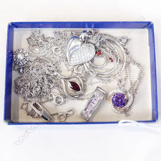 7 STG PENDANT NECKLACES 27 GRAMS