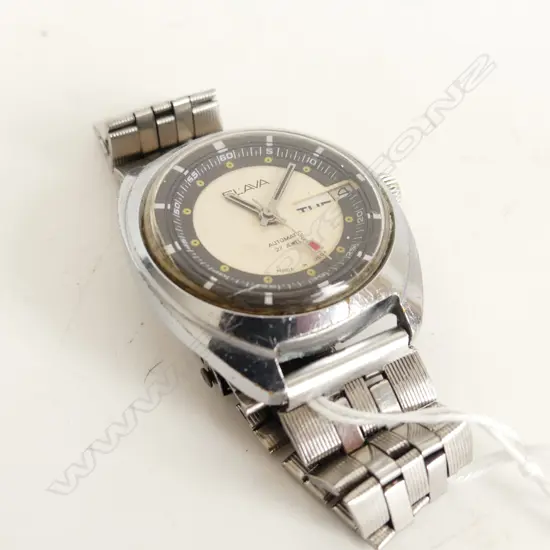 VINTAGE SLAVA MENS AUTOMATIC WATCH, MADE IN USSR 