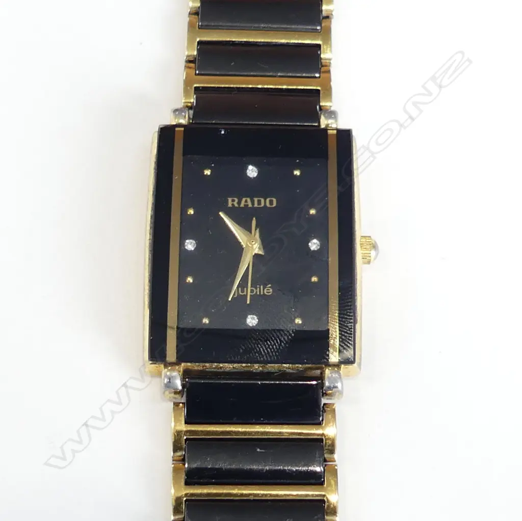 RADO  LADIES OR MENS WATCH, POSSIBLY FAUX, NEW BATTERY Image 1++