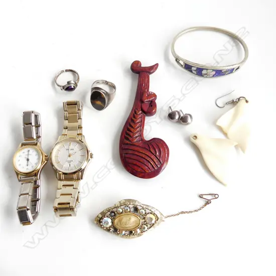 BAG LOT S/SILVER JEWLERY PULSAR LADIES WATCH ETC 