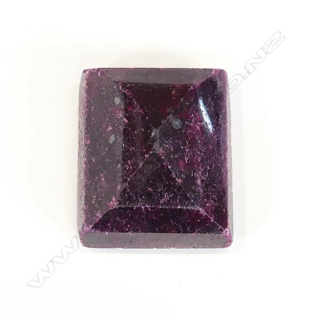 LG LOW GRADE RUBY (?)  Image 1++