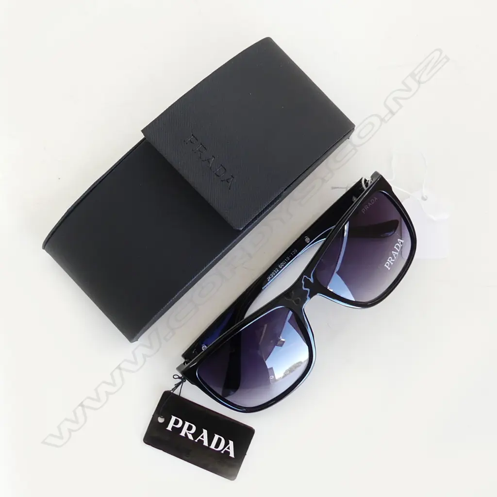 LADIES PRADA SUNGLASSES, NEW IN CASE WITH PAPERS  Image 1++