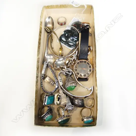 BAG OF ASSORTED JEWELLERY INCLUDING SILVER RINGS ROTARY WATCH ETC. 
