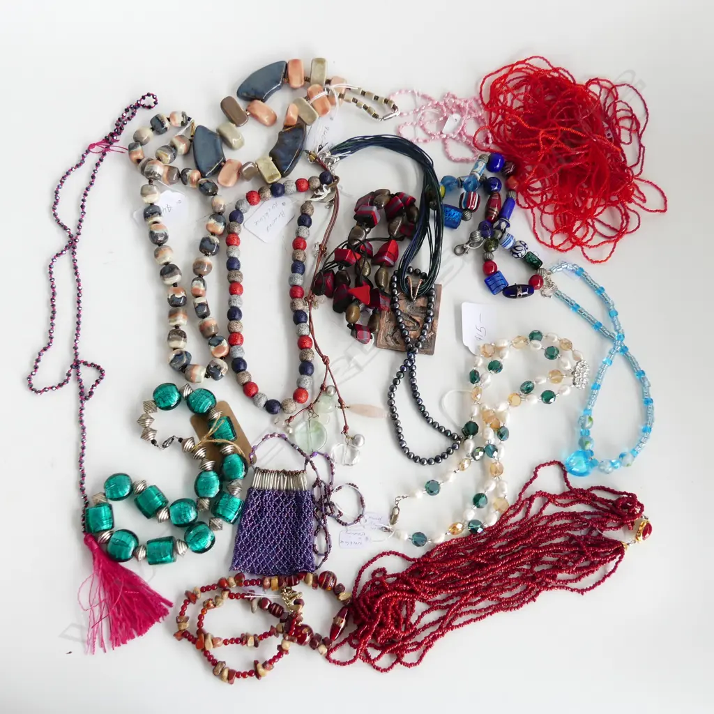 ASST BEAD NECKLACES INCL STONE Image 1++