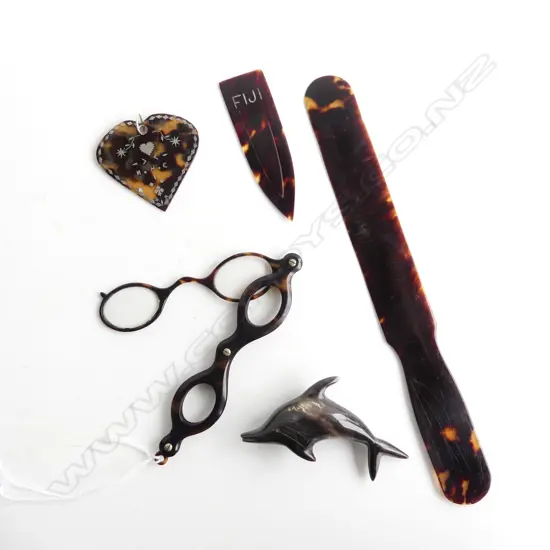 4 TORTOISESHELL PCES; LORGNETTES, PENDANT, PAGE TURNER, HAIR CLIP + HORN DOLPHIN