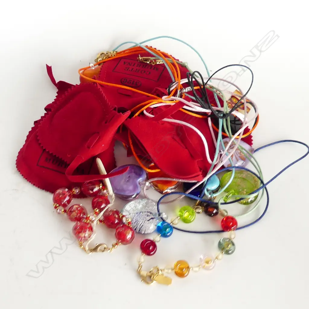 8 MURANO GLASS NECKLACES + 2 BRACELETS Image 1++
