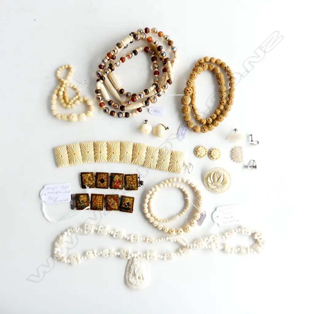 ASST BONE & IVORY JEWELLERY; NECKLACES, EARRINGS ETC... SOME A/F Image 1++