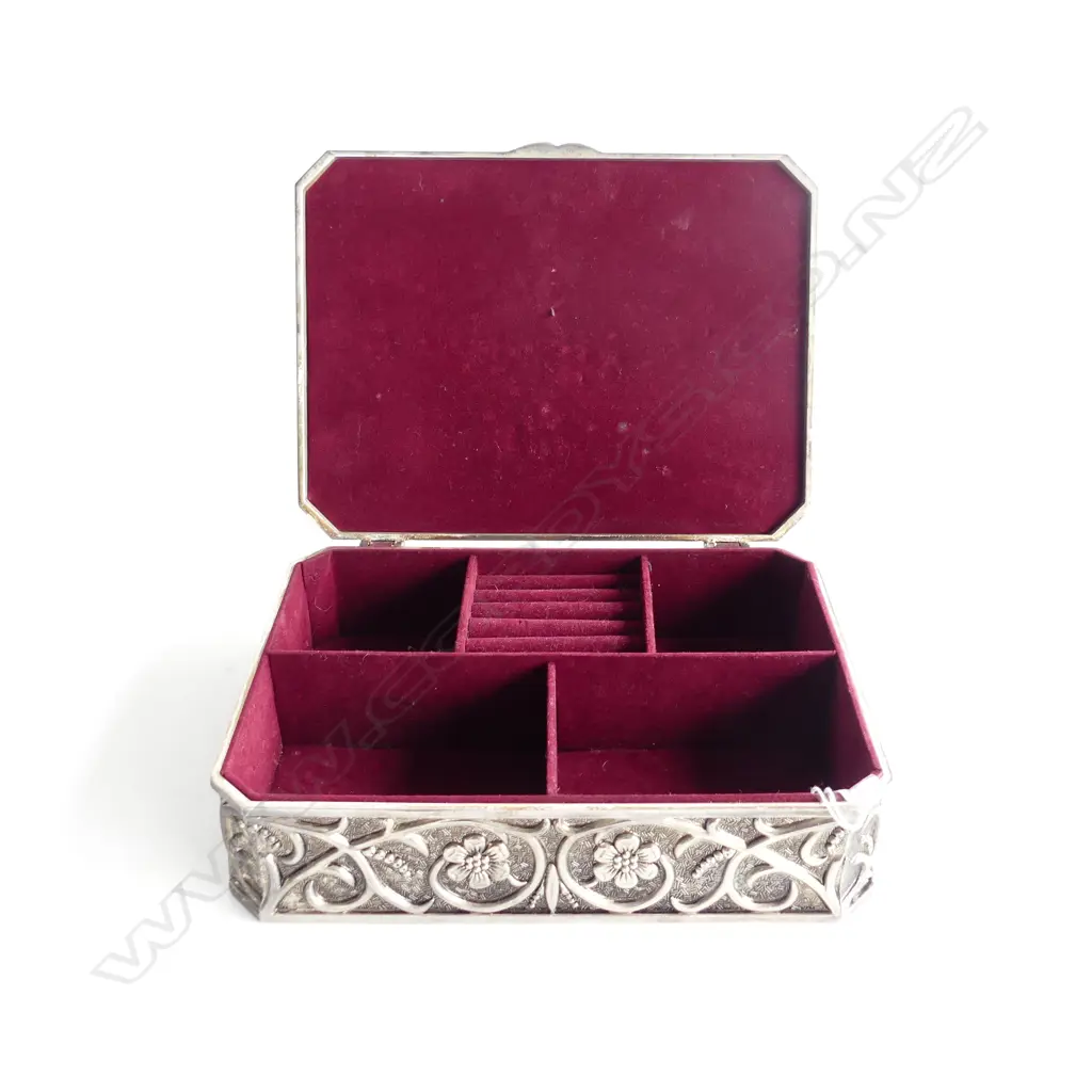 SILVER PLATED JEWELLERY BOX  240 X 180mm Image 1++