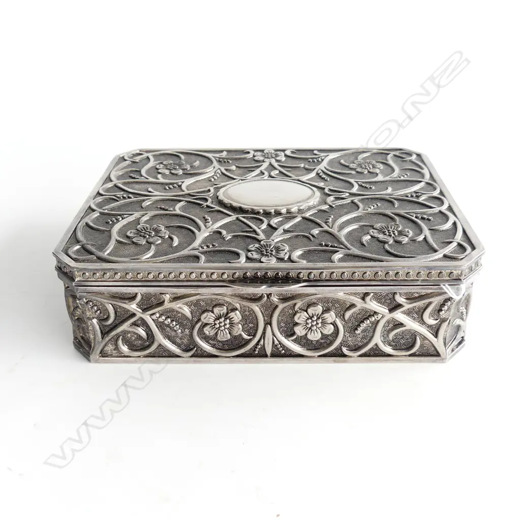 SILVER PLATED JEWELLERY BOX  240 X 180mm Image 1++