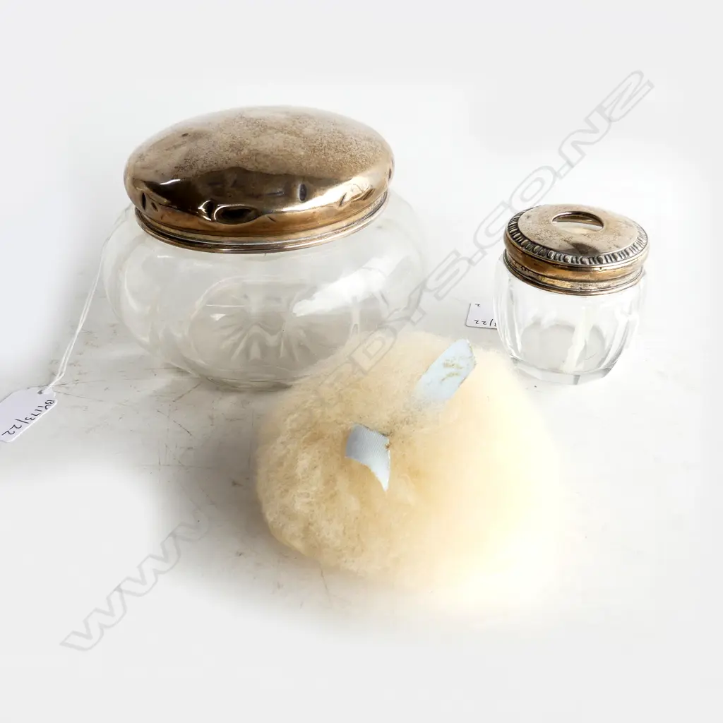 2 S/SILVER TOPPED DRESSINGTABLE JARS  SILVER WEIGHT42GRMS Image 1++