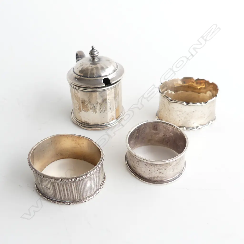 S/SILVER MUSTARD POT GLASS LINER & 3 S/SILVER NAPKIN RINGS TOTAL SILVER WEIGHT 71GRMS Image 1++