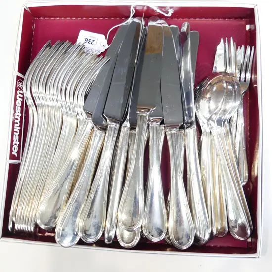 BOX ASST ONEIDA SILVER PLATE CUTLERY, 8 PLACE SETTING