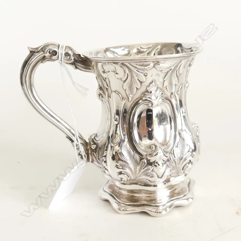 VICTORIAN SILVER FANCY MUG 132gms Image 1++