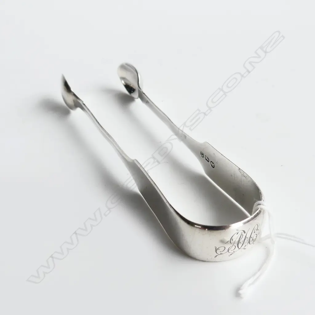 GEORGIAN STERLING SILVER TONGS LONDON 1820 FIDDLE PATTERN MAKER W.H.  L. 145mm Image 1++