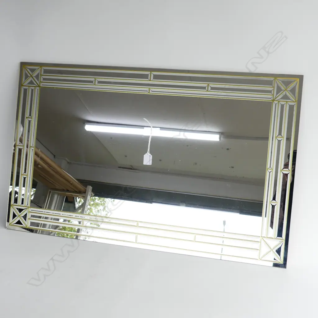 MODERN UNFRAMED GLASS MIRROR 560x915mm Image 1++