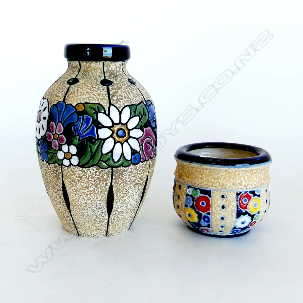 2 AMPHORA VASES FLORAL DESIGNS H200MM &90MM Image 1++