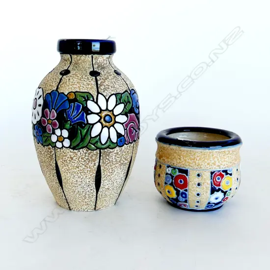 2 AMPHORA VASES FLORAL DESIGNS H200MM &90MM