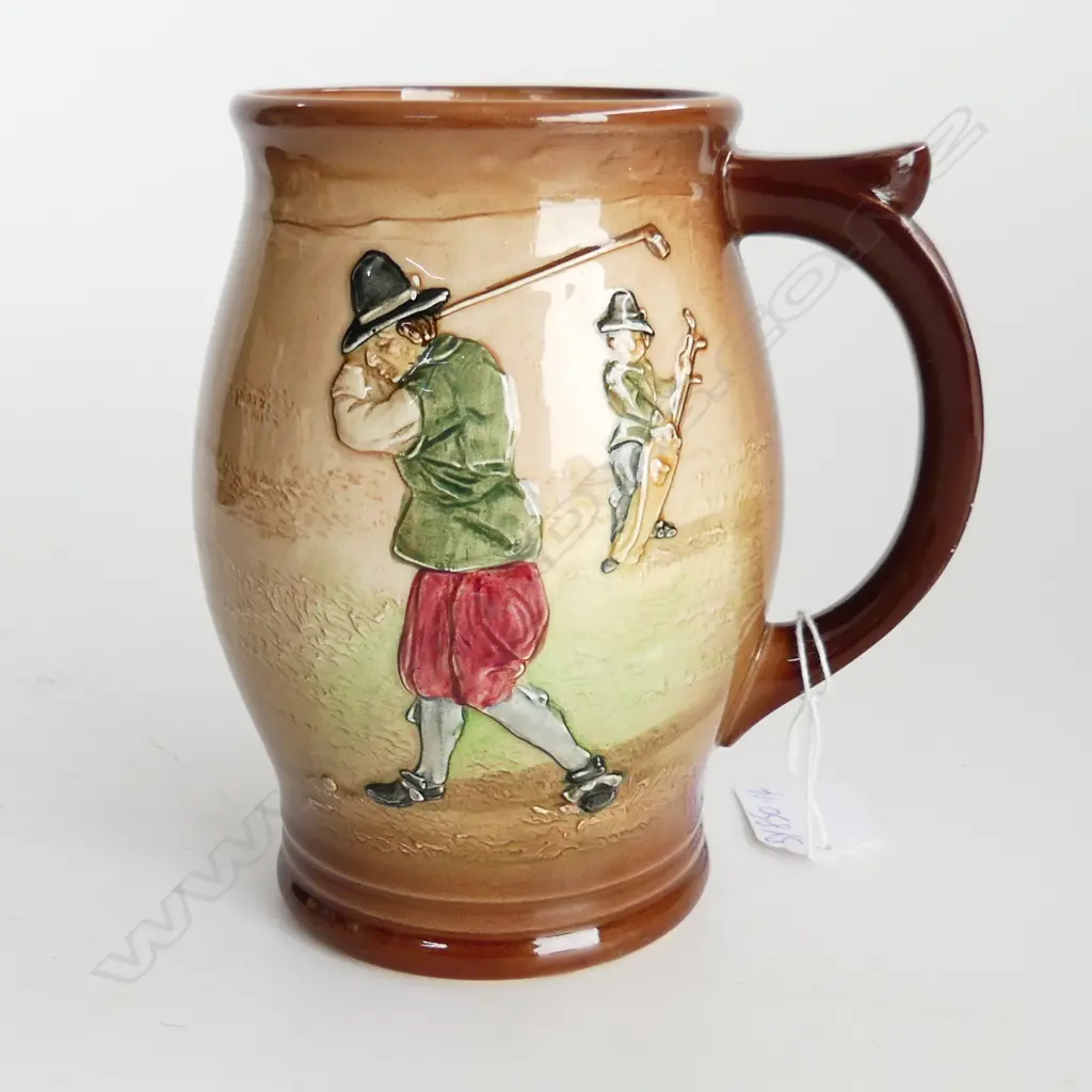 ROYAL DOULTON KINGWARE GOLFING MUG, H.150mm Image 1++