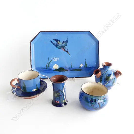 5 PCS BLUE TORQUAY WITH BIRD PAT DISH 2 VASES  C/S & SMALL BOWL