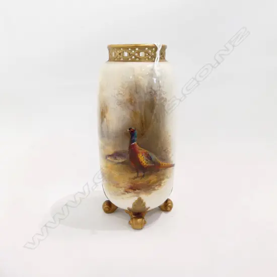 ROYAL WORCESTER HAND PAINTED PHEASANT VASE, SIGNED JAMES STINTON C1907 H. 150mm