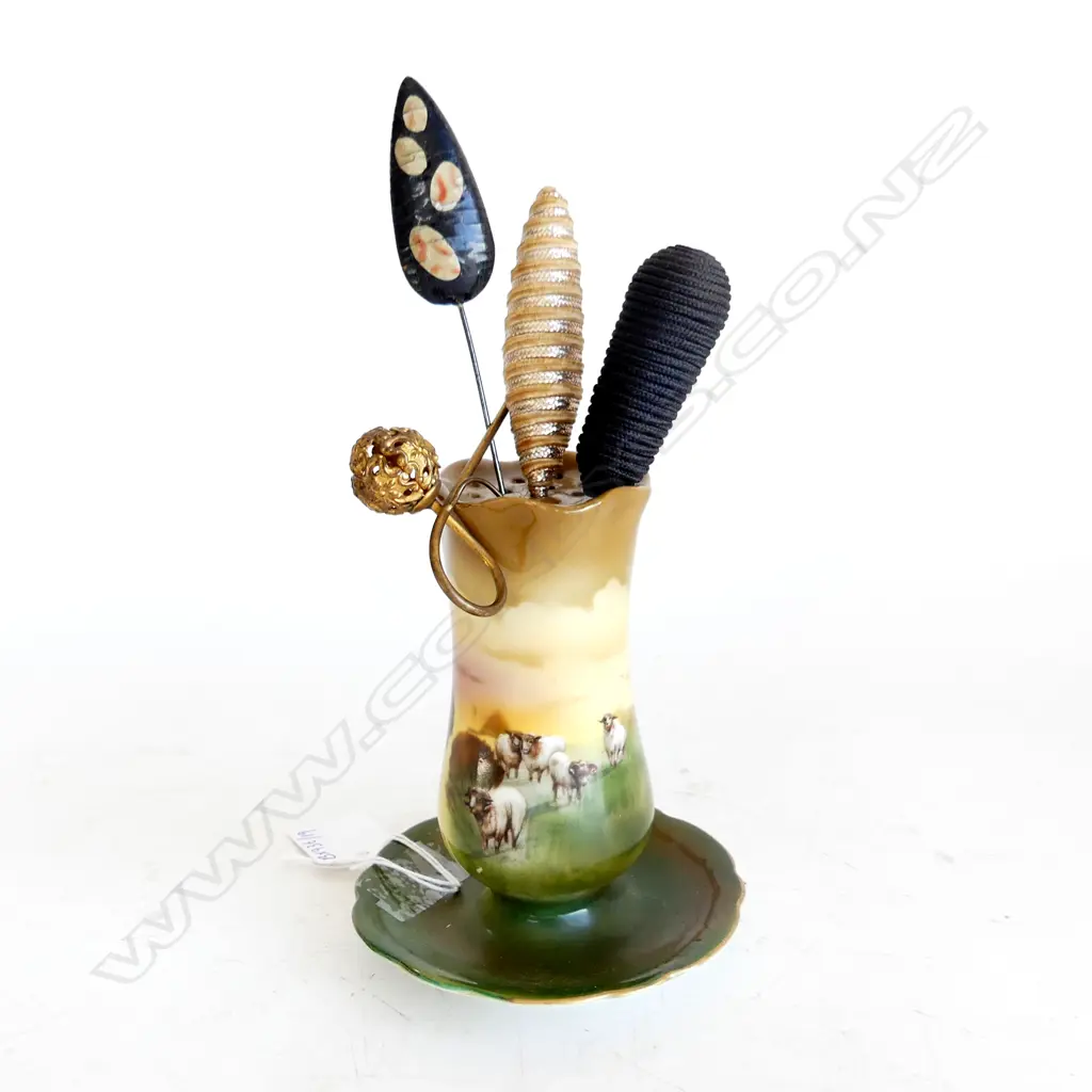 ROYAL BAYREUTH HAT PIN HOLDER & 4 VINTAGE HAT PINS Image 1++