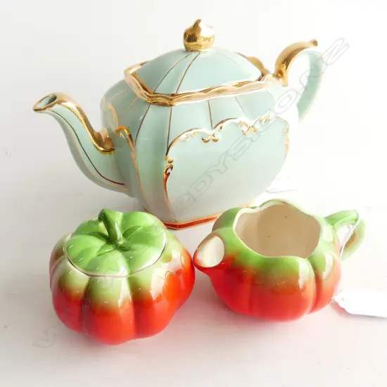 SADLER GREEN & GOLD GILD LG TEAPOT + TOMATO SHAPED MILK JUG & SUGAR BOWL 