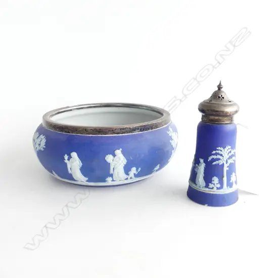 BLUE WEDGWOOD BOWL DIA210 & SUGAR CASTOR H150MM